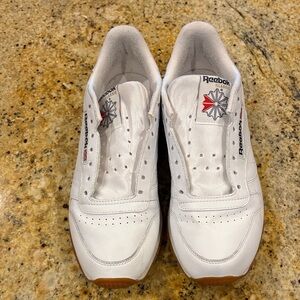 Reebok White Leather Shoes